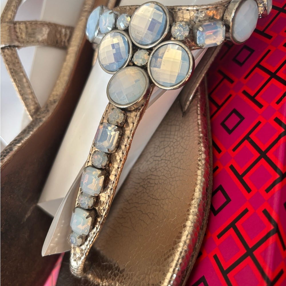 Tory Burch Elegant Gold leather Sandals with Gem Accents - Picture 6 of 8